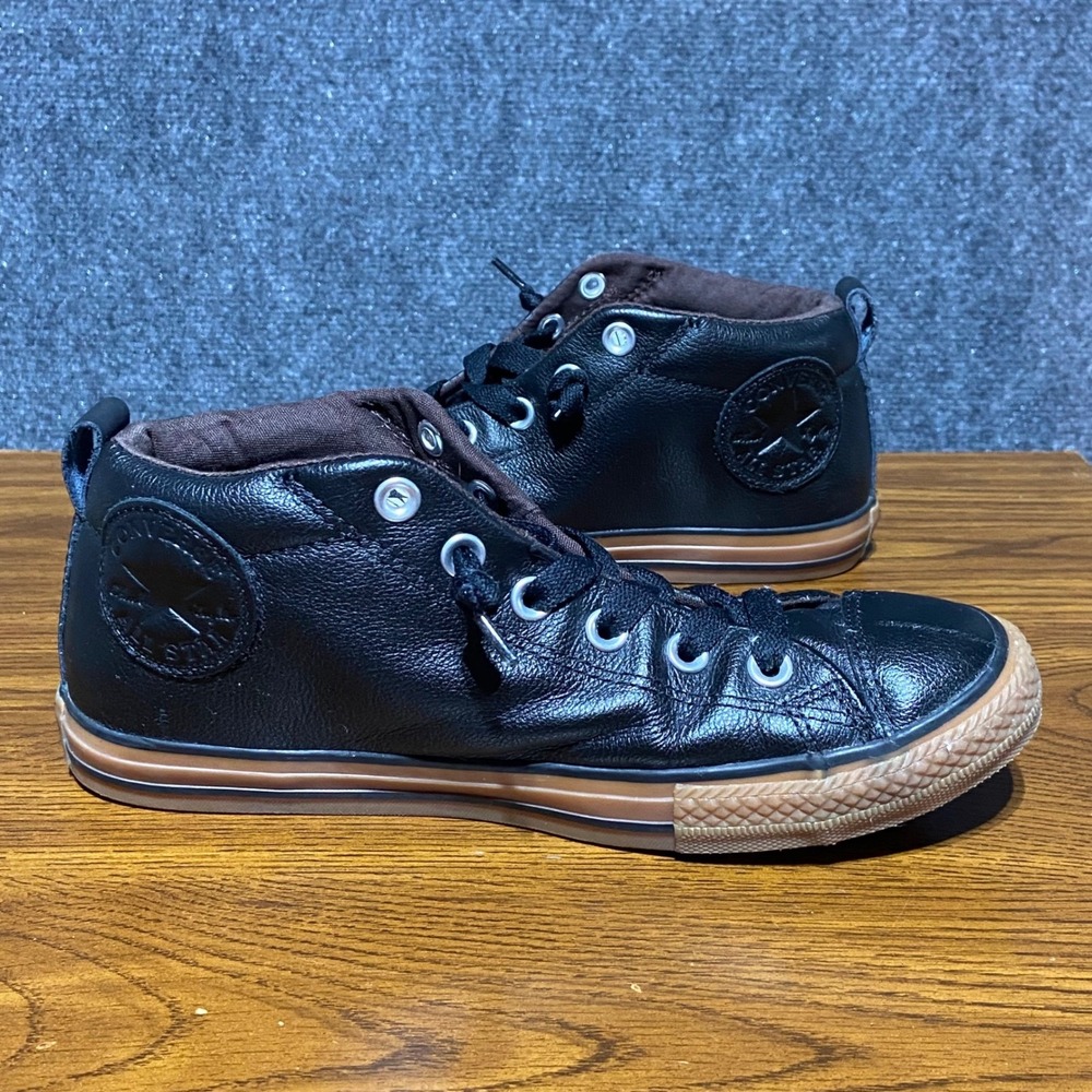 Converse Chuck Taylor All Star Street Mid Black Leather Gum Sole 645196C Size 6Y - Picture 3 of 10